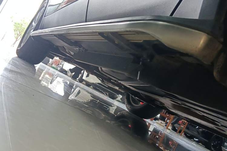 Used Buick Envision 2017 20T Two-Wheel Drive Elite Version Left Side Sill