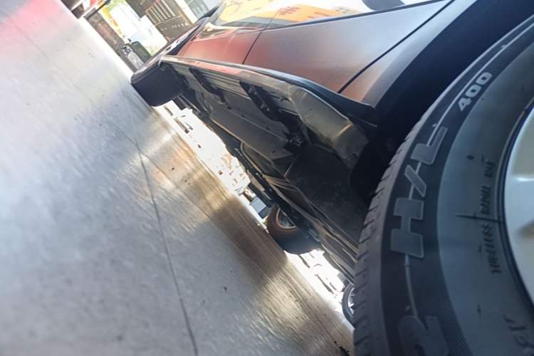 Used Buick Envision 2017 20T Two-Wheel Drive Elite Version Left Side Sill