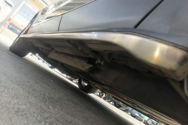 Used Buick Envision 2017 20T Two-Wheel Drive Elite Version Left Side Sill