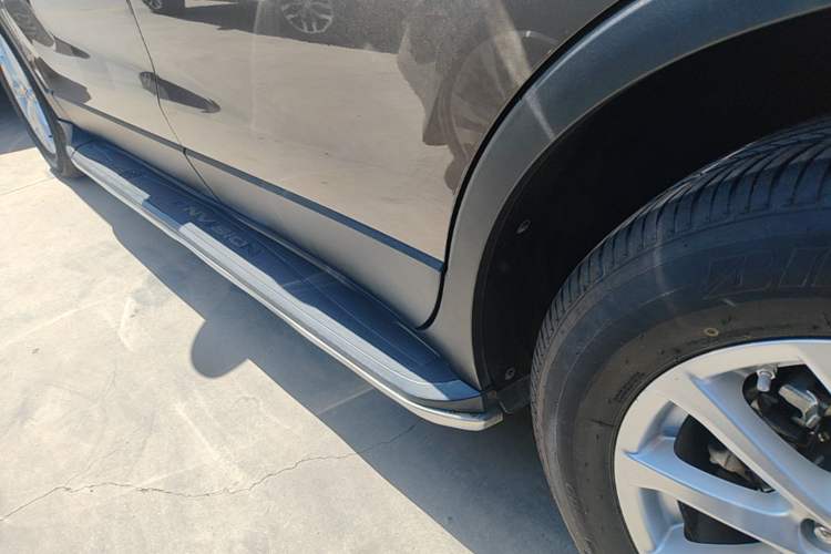 Used Buick Envision 2017 20T Two-Wheel Drive Luxury Model Left Side Sill
