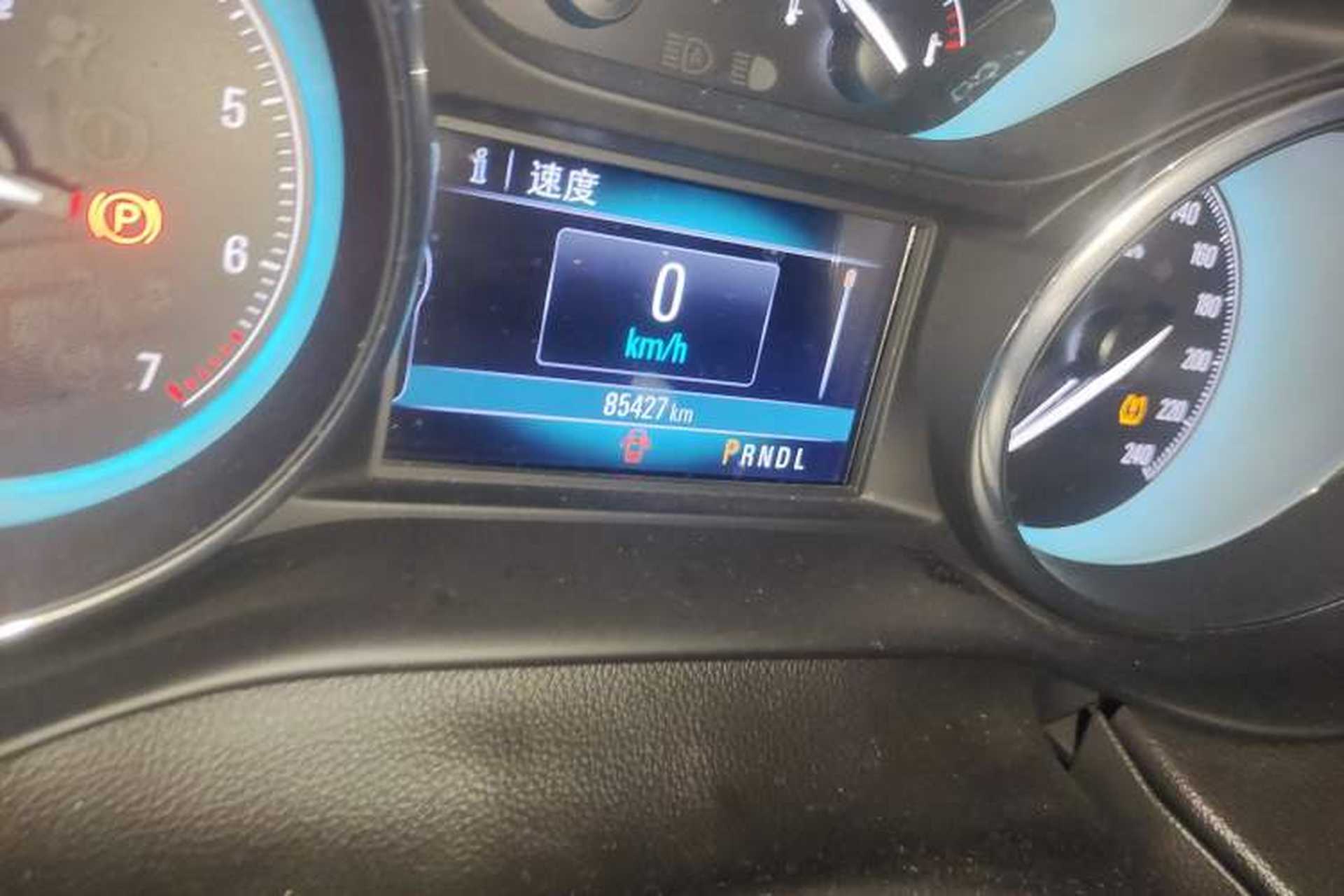 Used Buick Envision 2017 20T Two-Wheel Drive Elite Version Odometer Close Up