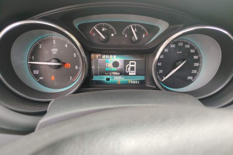 Used Buick Envision 2017 20T Two-Wheel Drive Leading Version Odometer Close Up