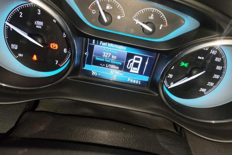 Used Buick Envision 2017 20T Two-Wheel Drive Leading Version Odometer Close Up