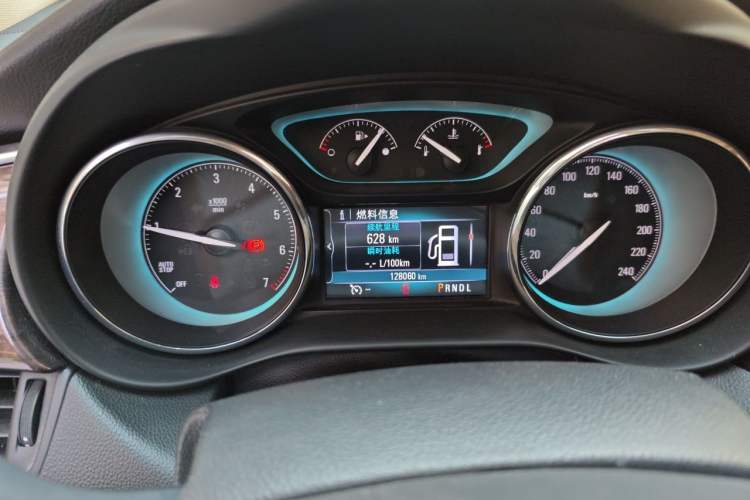 Used Buick Envision 2017 20T Two-Wheel Drive Elite Version Odometer Close Up