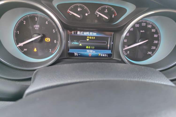 Used Buick Envision 2017 20T Two-Wheel Drive Leading Version Odometer Close Up