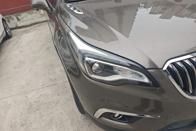 Used Buick Envision 2017 20T Two-Wheel Drive Elite Version Right Front Headlight