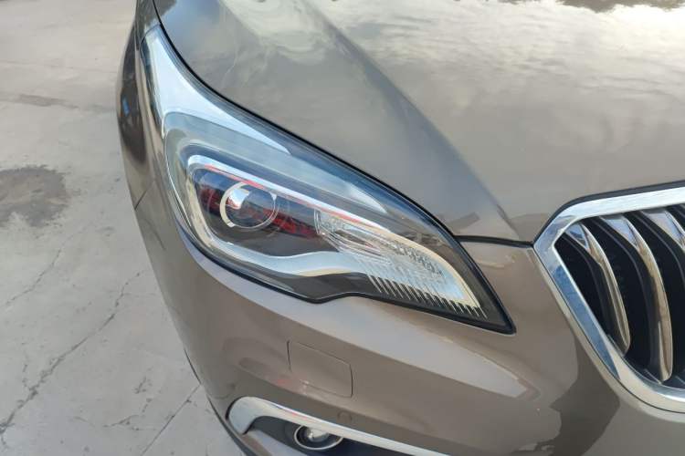 Used Buick Envision 2017 20T Two-Wheel Drive Leading Version Right Front Headlight
