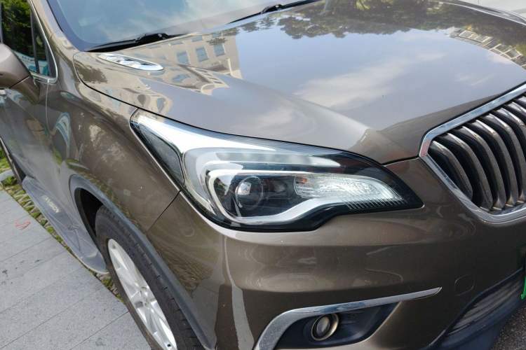 Used Buick Envision 2017 20T Two-Wheel Drive Elite Version Right Front Headlight