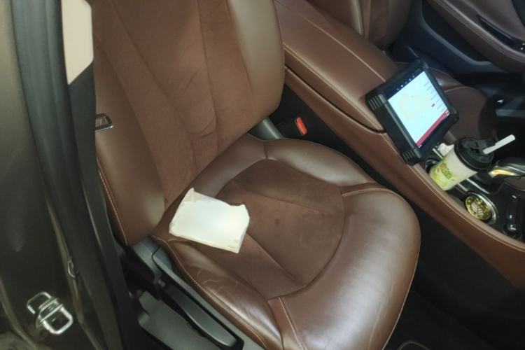 Used Buick Envision 2017 28T Four-Wheel Drive Elite Model Right Front Seat