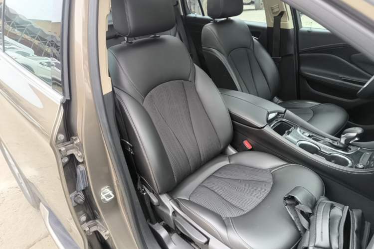Used Buick Envision 2017 20T Two-Wheel Drive Leading Version Right Front Seat