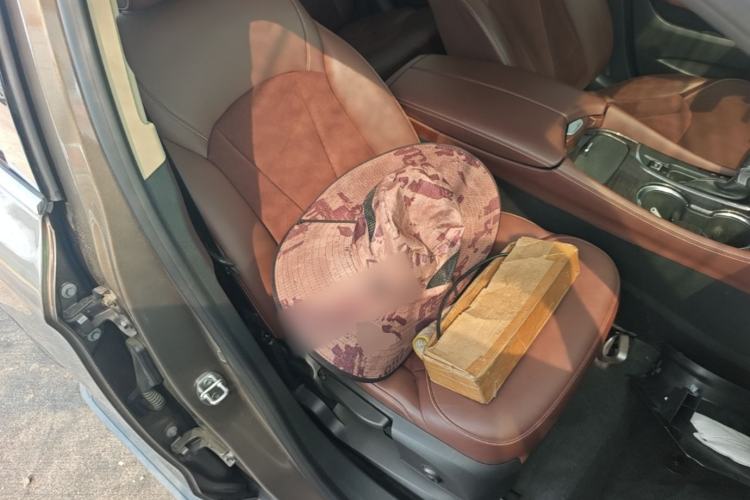 Used Buick Envision 2017 20T Two-Wheel Drive Elite Version Right Front Seat