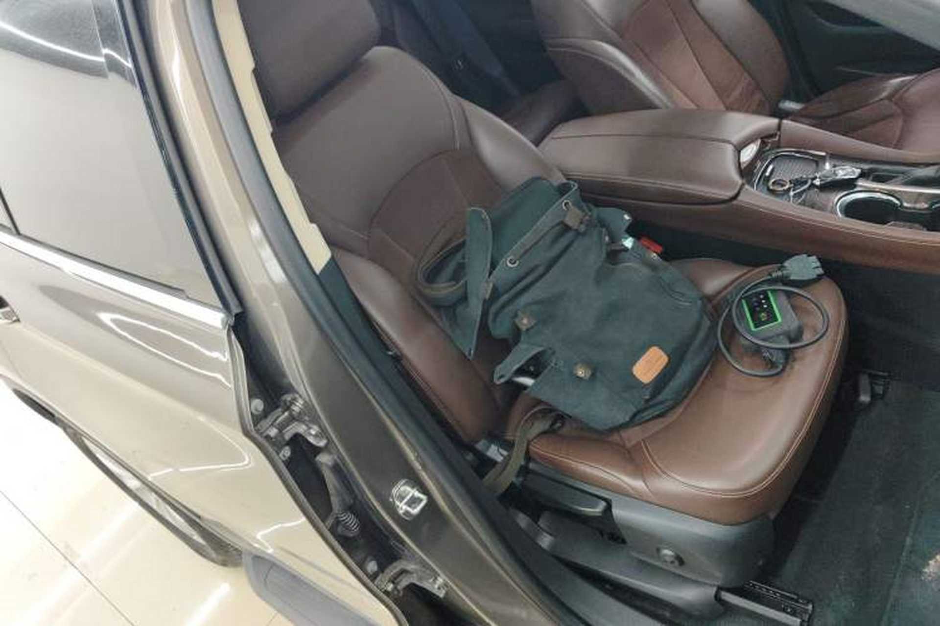 Used Buick Envision 2017 28T Four-Wheel Drive Elite Model Right Front Seat