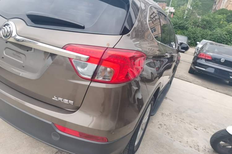 Used Buick Envision 2017 28T Four-Wheel Drive Elite Model Right Rear Taillight