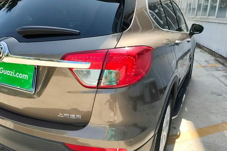 Used Buick Envision 2017 20T Two-Wheel Drive Luxury Model Right Rear Taillight