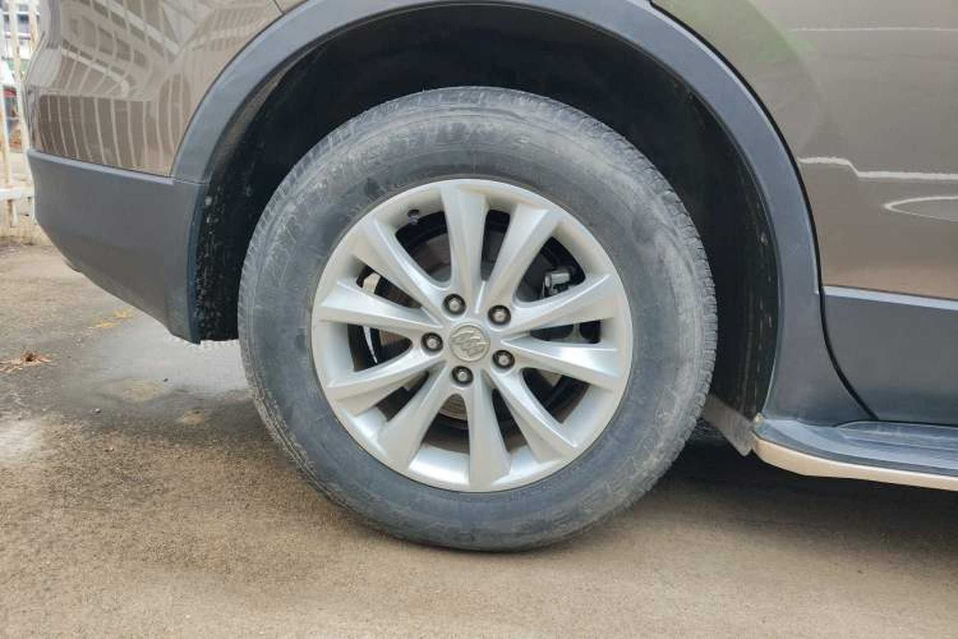 Used Buick Envision 2017 28T Four-Wheel Drive Elite Model Right Rear Wheel Hub