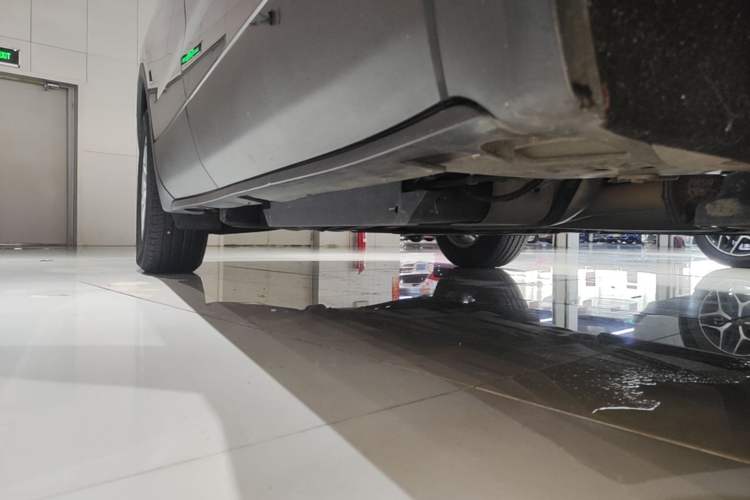 Used Buick Envision 2017 20T Two-Wheel Drive Luxury Model Right Side Sill