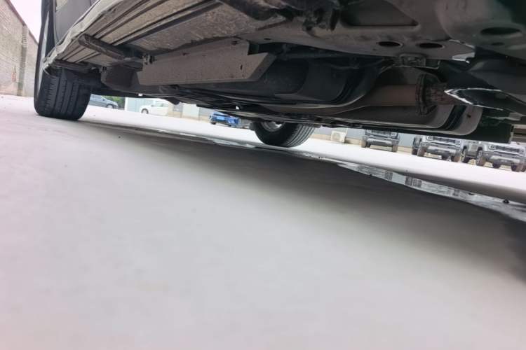 Used Buick Envision 2017 20T Two-Wheel Drive Elite Version Right Side Sill