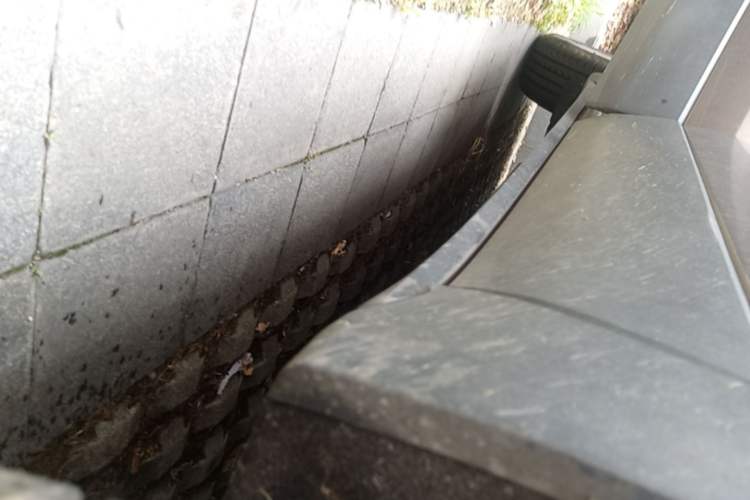 Used Buick Envision 2017 20T Two-Wheel Drive Luxury Model Right Side Sill