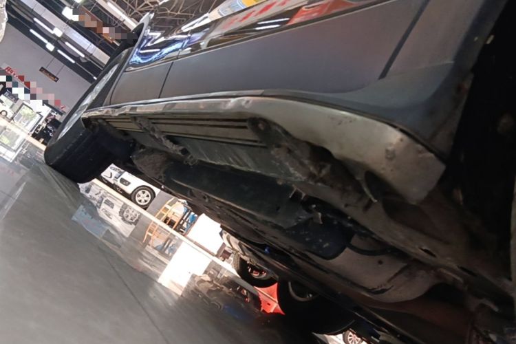 Used Buick Envision 2017 20T Two-Wheel Drive Elite Version Right Side Sill