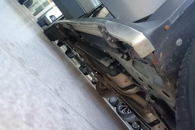 Used Buick Envision 2017 20T Two-Wheel Drive Elite Version Right Side Sill