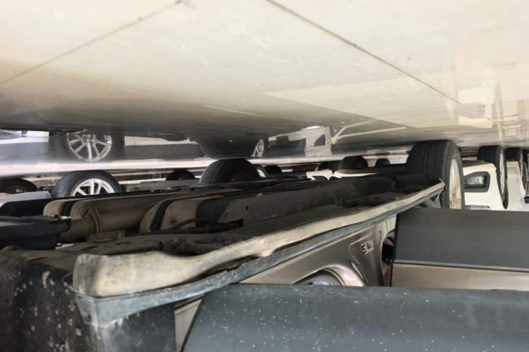 Used Buick Envision 2017 20T Two-Wheel Drive Luxury Model Right Side Sill