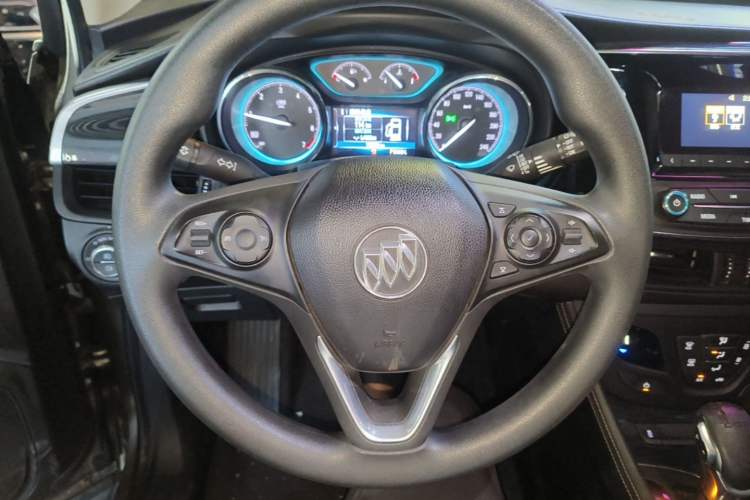 Used Buick Envision 2017 20T Two-Wheel Drive Leading Version Steering Wheel