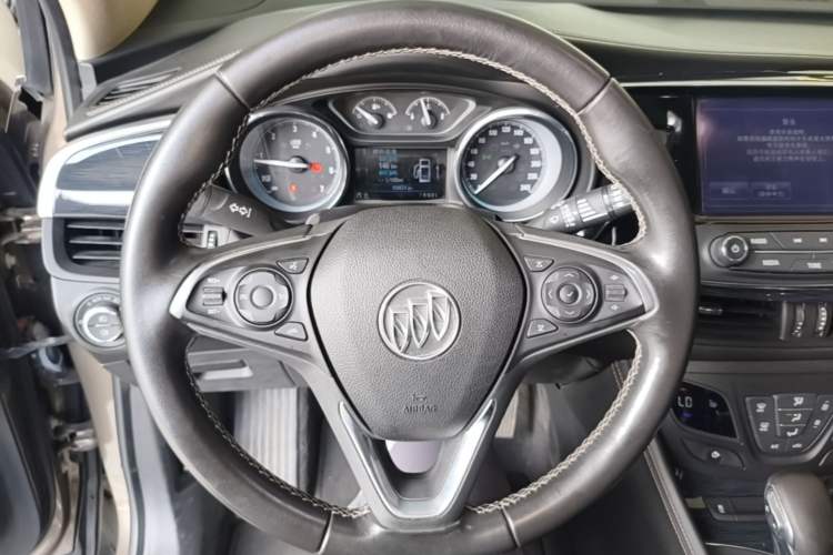 Used Buick Envision 2017 28T Four-Wheel Drive Elite Model Steering Wheel