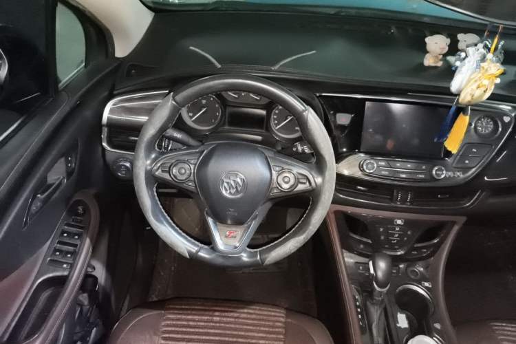 Used Buick Envision 2017 28T Four-Wheel Drive Elite Model Steering Wheel