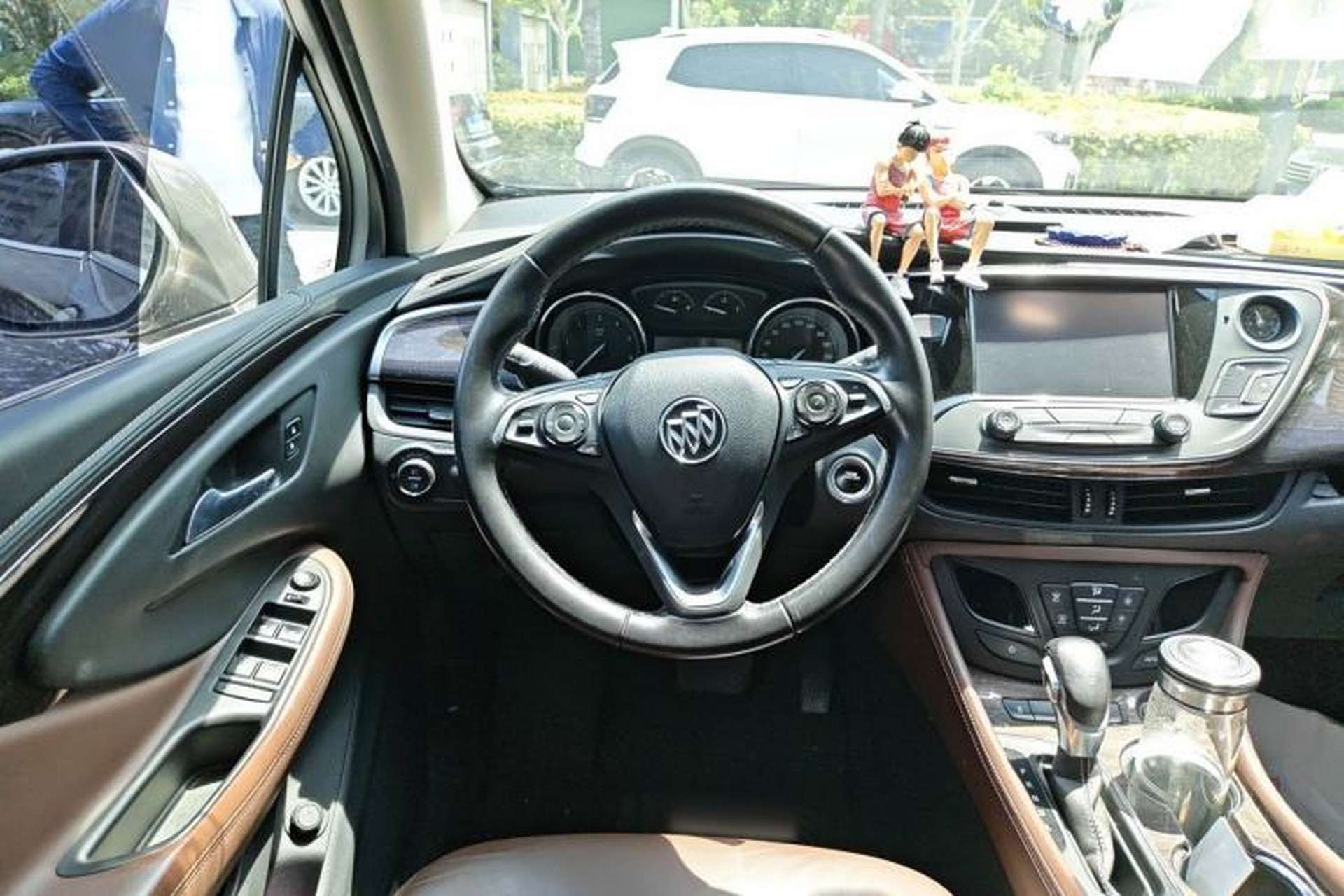 Used Buick Envision 2017 20T Two-Wheel Drive Luxury Model Steering Wheel