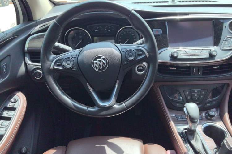 Used Buick Envision 2017 28T Four-Wheel Drive Luxury Model Steering Wheel
