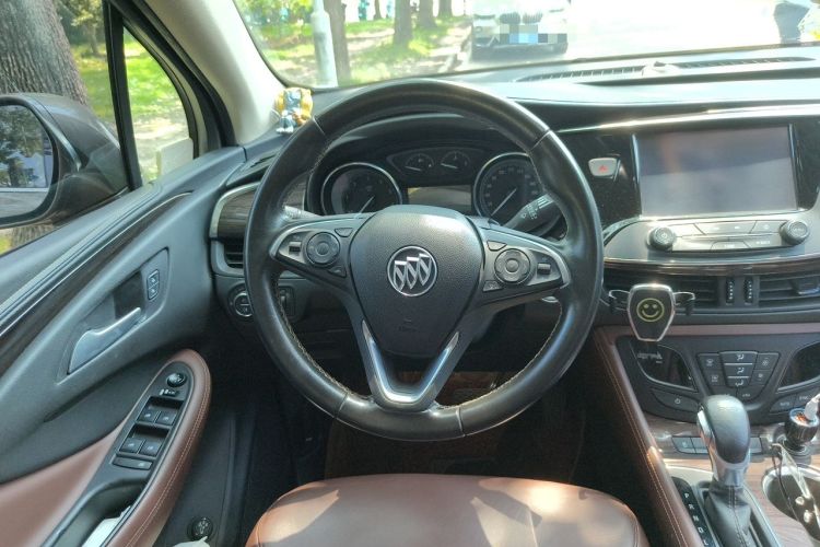 Used Buick Envision 2017 20T Two-Wheel Drive Luxury Model Steering Wheel