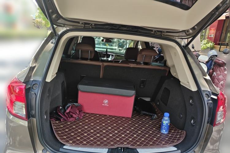 Used Buick Envision 2017 20T Two-Wheel Drive Elite Version Trunk