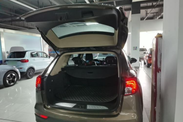 Used Buick Envision 2017 20T Two-Wheel Drive Leading Version Trunk