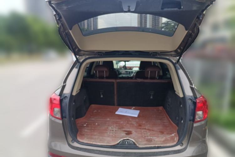 Used Buick Envision 2017 20T Two-Wheel Drive Elite Version Trunk