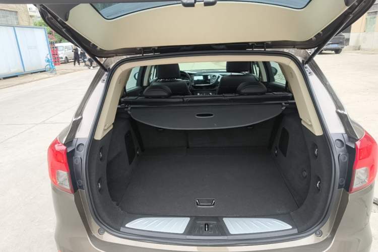 Used Buick Envision 2017 20T Two-Wheel Drive Leading Version Trunk