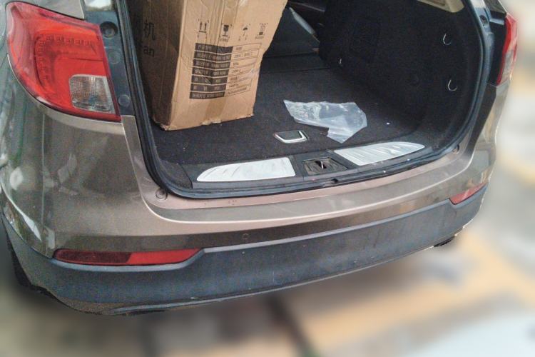 Used Buick Envision 2017 20T Two-Wheel Drive Elite Version Trunk