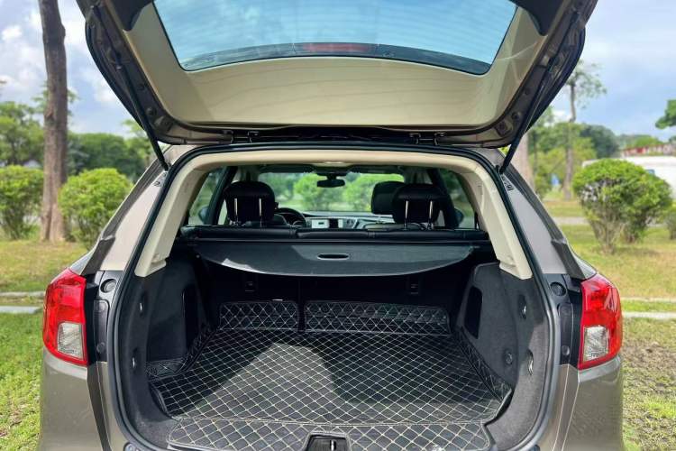 Used Buick Envision 2017 20T Two-Wheel Drive Leading Version Trunk