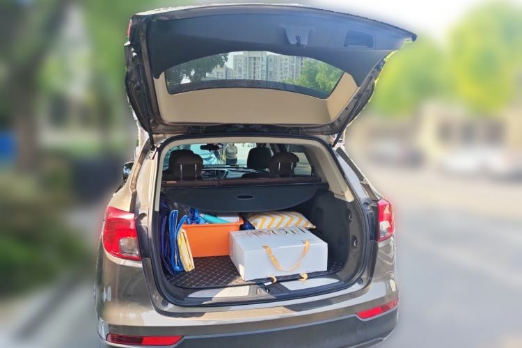 Used Buick Envision 2017 20T Two-Wheel Drive Elite Version Trunk