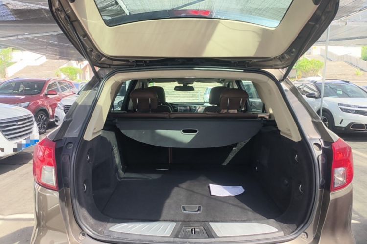 Used Buick Envision 2017 20T Two-Wheel Drive Elite Version Trunk