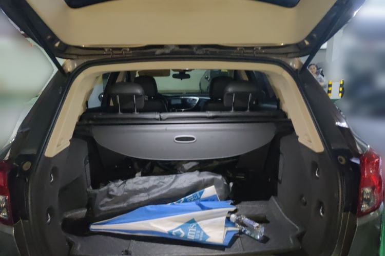 Used Buick Envision 2017 20T Two-Wheel Drive Elite Version Trunk