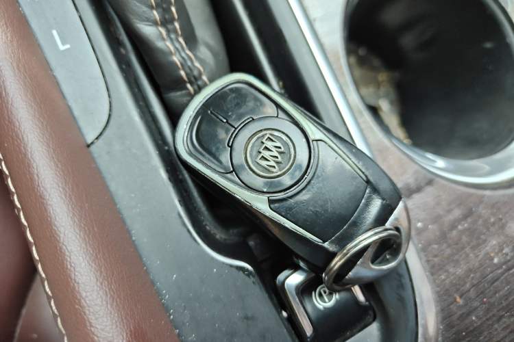 Used Buick Envision 2017 20T Two-Wheel Drive Elite Version Vehicle Key