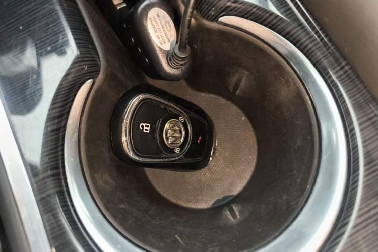Used Buick Envision 2017 20T Two-Wheel Drive Leading Version Vehicle Key