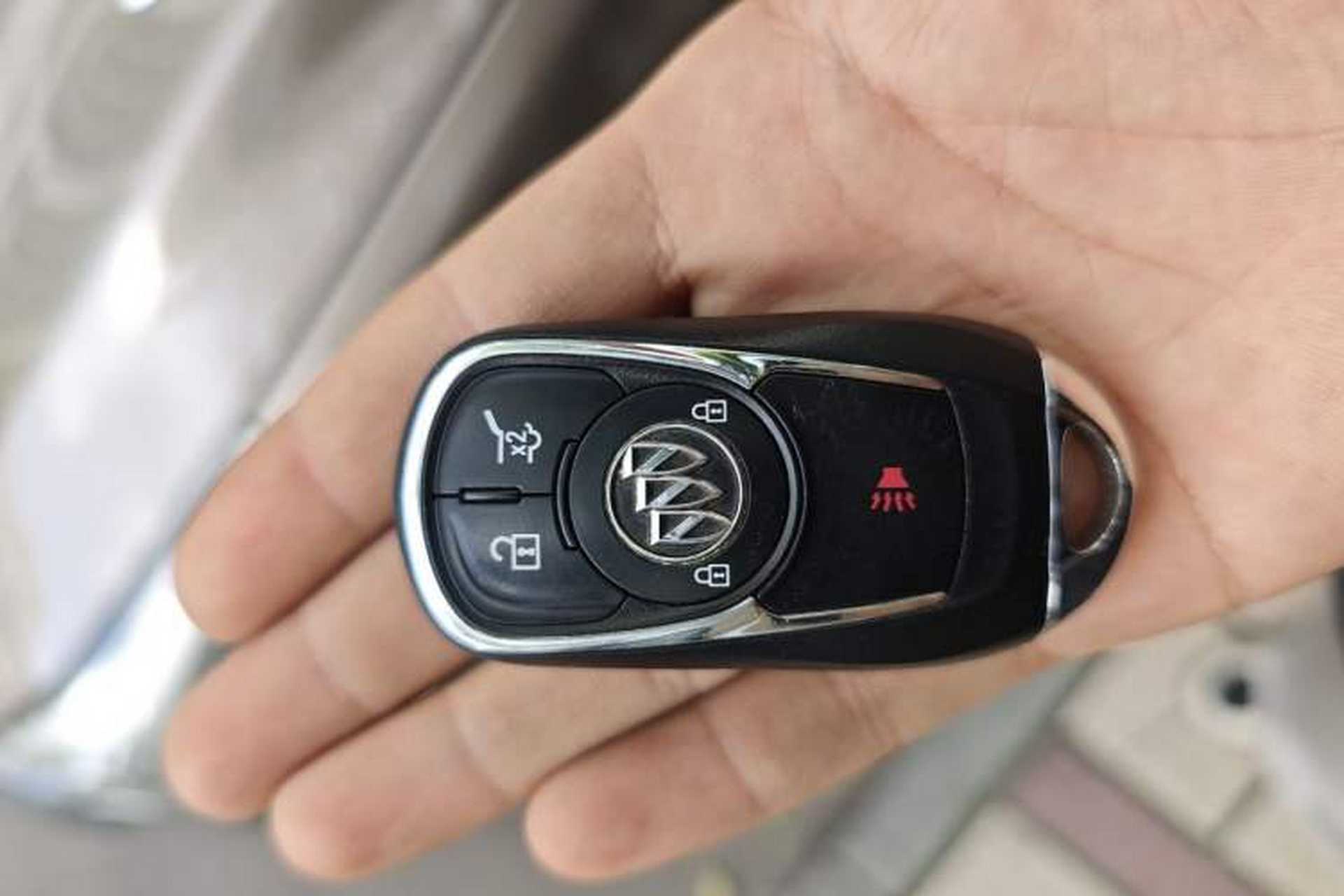 Used Buick Envision 2017 28T Four-Wheel Drive Elite Model Vehicle Key