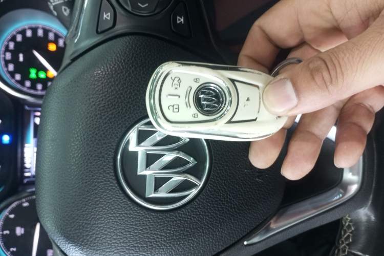 Used Buick Envision 2017 28T Four-Wheel Drive Elite Model Vehicle Key