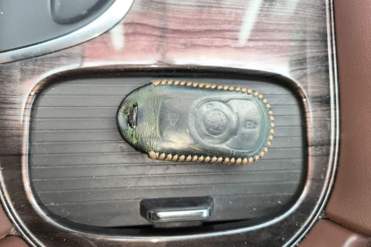 Used Buick Envision 2017 20T Two-Wheel Drive Elite Version Vehicle Key