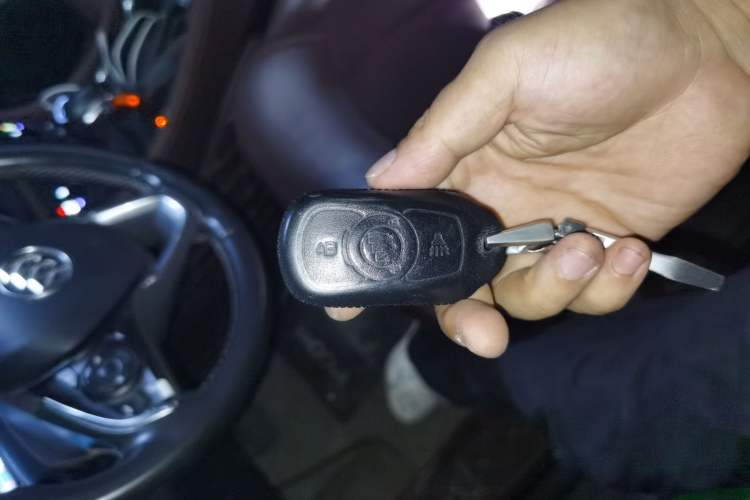 Used Buick Envision 2017 20T Two-Wheel Drive Elite Version Vehicle Key