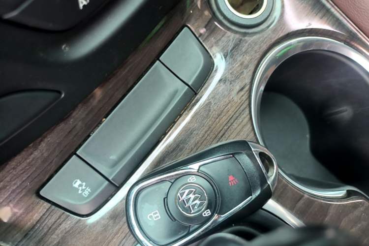 Used Buick Envision 2017 20T Two-Wheel Drive Elite Version Vehicle Key