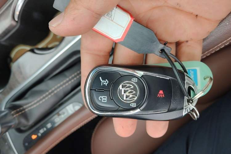 Used Buick Envision 2017 28T Four-Wheel Drive Luxury Model Vehicle Key