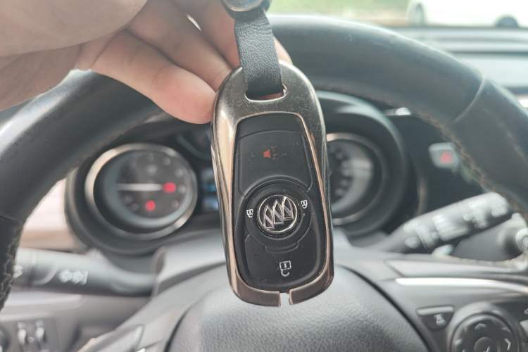 Used Buick Envision 2017 20T Two-Wheel Drive Elite Version Vehicle Key