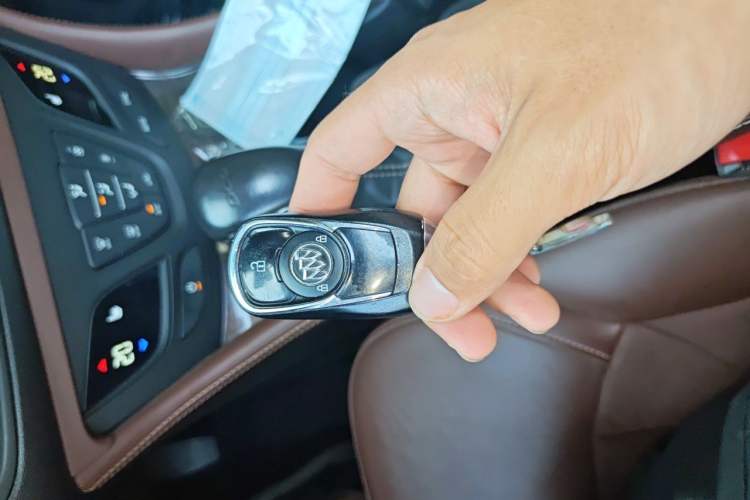 Used Buick Envision 2017 20T Two-Wheel Drive Elite Version Vehicle Key